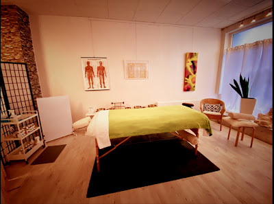 Auszeit zum Entspannen - Ganzheitliche Massagen in Achtsamkeit - Praxis für TouchLife Massage