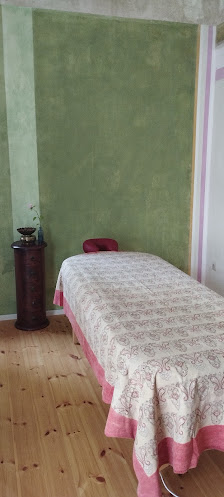 Wellness Massagen (Lomi, Esalen)