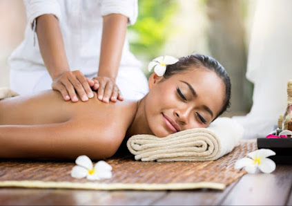 Ayutthaya Traditionelle Thaimassage | Fussmassage | Kopfmassagen | Gesichtsmassagen