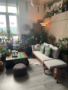 Nok - Yung Traditionelle Thailändische Wellnessmassage