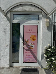 Qi Qi Massage Studio