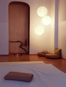 Akupunktur & Shiatsu in Berlin – Heilpraktikerin Francesca Pellanda