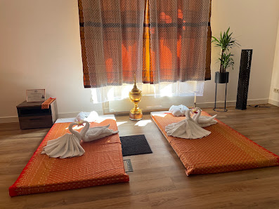 Thai Thai Massage