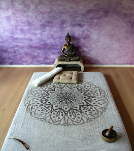 Thai Yoga Massage | Osteothai ⚹ Eva Diemer