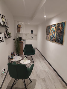 Massage Studio DLuxe