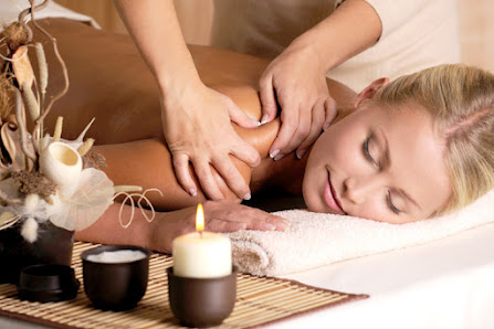 Ayurvedische Seelen-Massage mit Bea Winklbauer