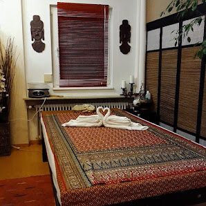 NATTHA Thai-Massage-Studio