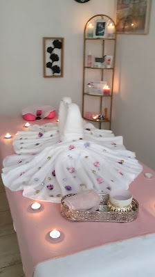 Massage Salon Samira (nur für Frauen) Cottbus