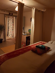 Leg Thai Massage