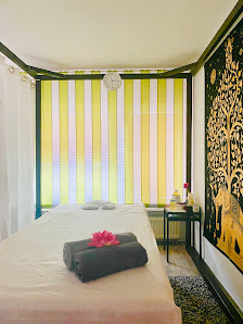 Rungruay Massage & Spa