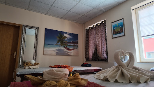 Surin NUAD THAI Traditionelle Thaimassage Schwerin Germany