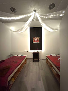 Lana Thai Massage und Akupressur