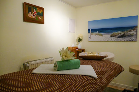 Traditionelle Lotus Thai Massage