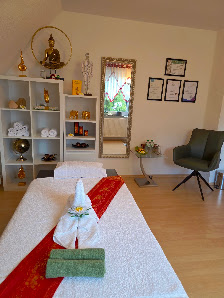 Siri Meridian Massage