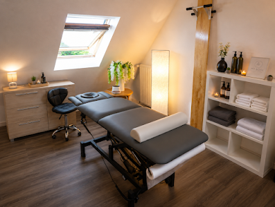 Kisla Alla Massage Studio