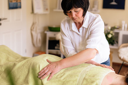 Sanfte Manuelle Therapie & Massagen bei Martina Sahr