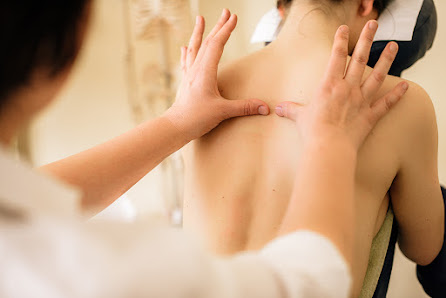 Sanfte Manuelle Therapie & Massagen bei Martina Sahr