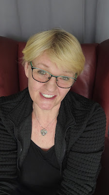 Medizinische Massagen. Lymphdrainage Massage.