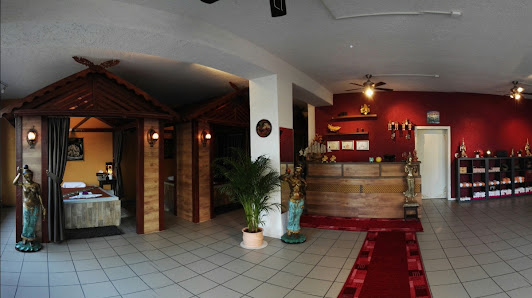 Lanna Thai Massage & Spa
