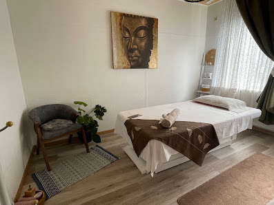 Malong Radevormwald Thai Massage & Wellness
