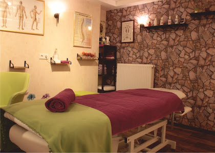 Naturheilpraxis Stefanie Dietrich (Heilpraktikerin) & Wellnessmassagen