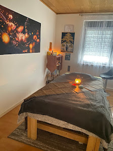 Thai Massage Golden Hands