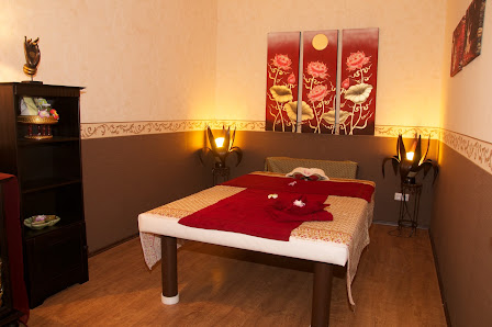 Gold Thai Massage