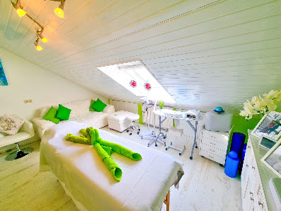 Cleos Body Spa