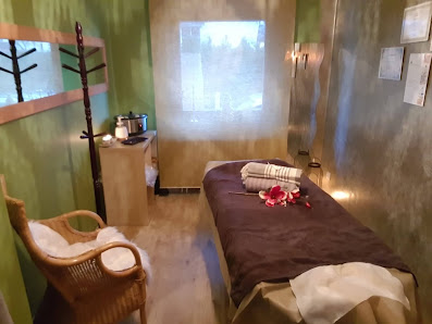 Aniko Massage
