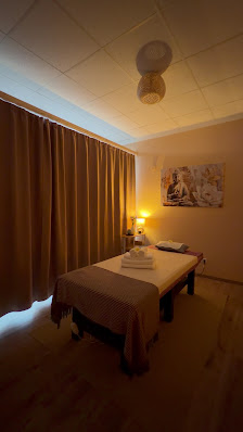THARA THAI MASSAGE & SPA